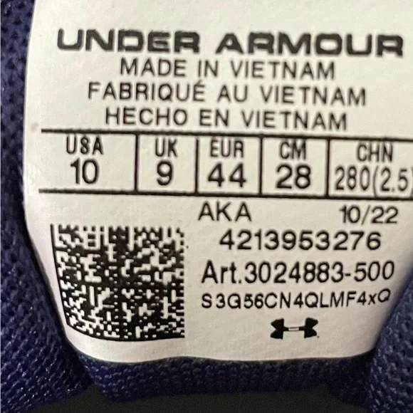 Men,Under Armour Blue Athletic Shoes with Breathable Mesh and Sleek Design.used - Picture 2 of 9